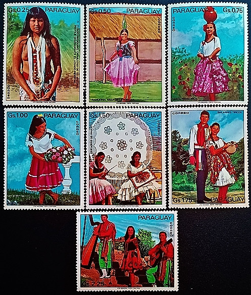 Набор марок (7 шт.). "Народные обычаи". 1973 год, Парагвай. Набор марок (7 шт.). "Народные обычаи". 1973 год, Парагвай.