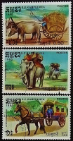 Набор почтовых марок (3 шт.). "Гужевой транспорт". 1985 год, Камбоджа.