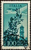 Почтовая марка (100 l.). "Авиапочта, Башня Капитолия". 1955 год, Италия.