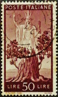 Почтовая марка (50 l.). "Демократия". 1945 год, Италия.