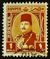 Почтовая марка (1 m.). "Король Фарук". 1945 год, Египет.