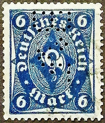 Марка (перфин) "B&F". "Почтовый горн (6 пф)". 1922 год, Германский Рейх.