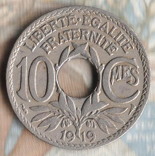 Монета 10 сантимов. 1919 год, Франция. Монета 10 сантимов. 1919 год, Франция.