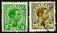 Набор почтовых марок (2 шт.). "Король Кристиан X". 1913-1921 годы, Дания.