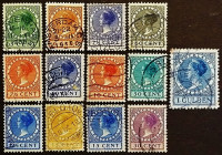 Набор марок (13 шт.). "Королева Вильгельмина". 1924-1939 годы, Нидерланды.