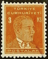 Почтовая марка (3 k.). "Кемаль Ататюрк". 1938 год, Турция.