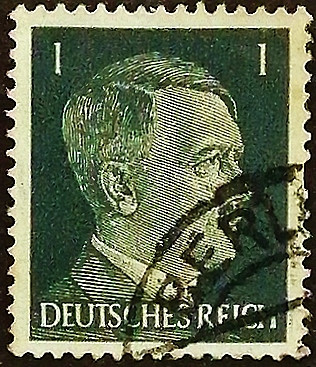 Почтовая марка (1 rpf.). "Адольф Гитлер". 1941 год, Германский рейх.