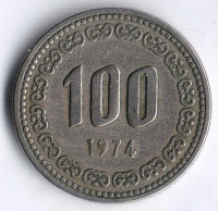 Монета 100 вон. 1974 год, Южная Корея.