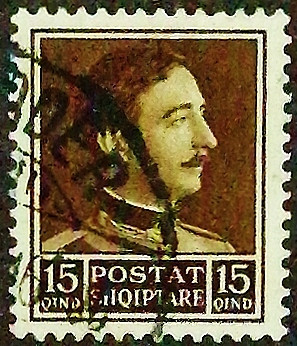 Почтовая марка (15 q.). "Король Ахмет Зогу I". 1930 год, Албания.