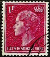 Почтовая марка (1 fr.). "Великая герцогиня Шарлотта". 1948 год, Люксембург.