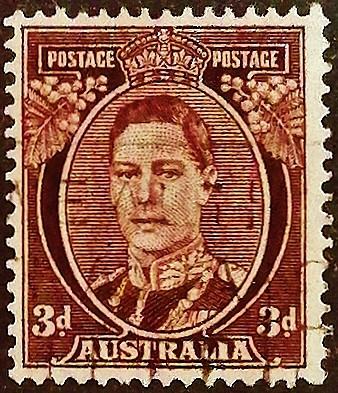 Почтовая марка (3 p.). "Король Георг VI и королева Елизавета". 1941 год, Австралия.