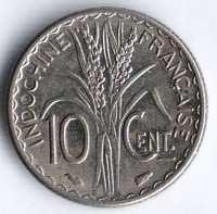 Монета 10 сантимов. 1940(a) год, Французский Индокитай.