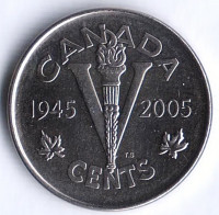 Монета 5 центов. 2005(P) год, Канада. 60 лет окончания Второй мировой войны.