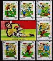 Набор почтовых марок (7 шт.) с блоком. "Чемпионат мира по футболу, Италия`1990". 1989 год, Камбоджа.