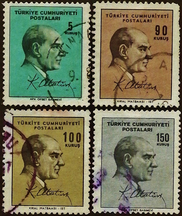 Набор почтовых марок (4 шт.). "Кемаль Ататюрк". 1965-1966 годы, Турция.