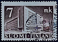 Почтовая марка (7 m.). "Административное здание почты". 1942 год, Финляндия.