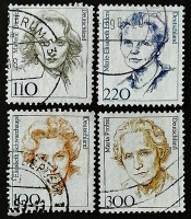 Набор почтовых марок (4 шт.). "Женщины в немецкой истории". 1997 год, ФРГ.