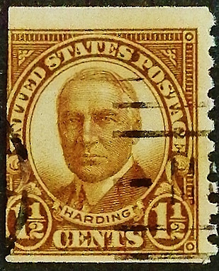 Почтовая марка (1⅟₂ c.). "Уоррен Г. Хардинг". 1930 год, США.