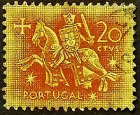 Почтовая марка (20 c.). "Конная печать короля Диниша". 1953 год, Португалия.