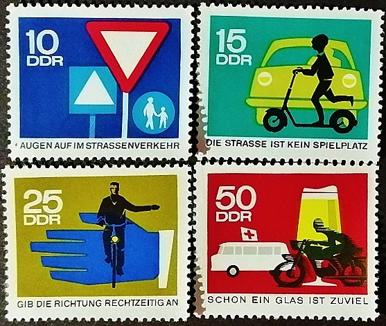 Набор марок (4 шт.). "Безопасность дорожного движения". 1966 год, ГДР.