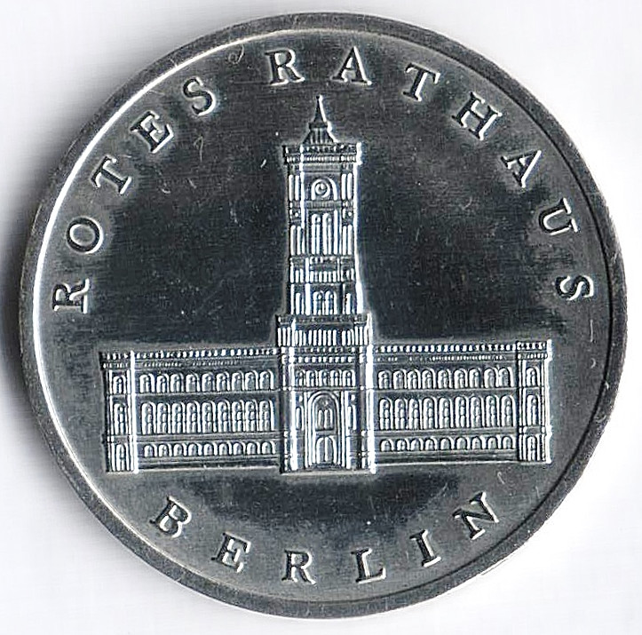 Монета 5 марок. 1987 год, ГДР. 750 лет Берлину - Красная Ратуша.