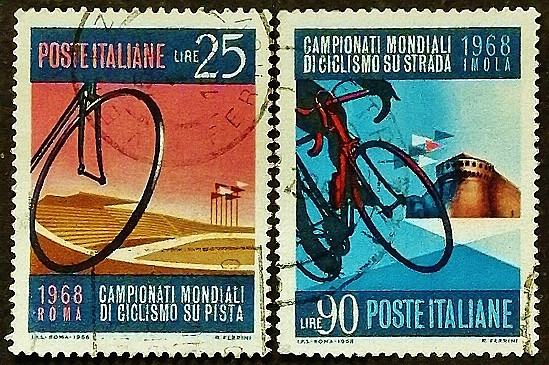 Набор почтовых марок (2 шт.). "Чемпионат мира по шоссейным велогонкам". 1968 год, Италия.