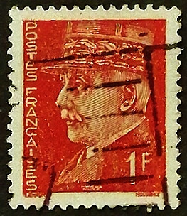 Почтовая марка (1 f.). "Маршал Филипп Петен". 1941 год, Франция.