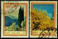 Набор почтовых марок (2 шт.). "Флора". 1968 год, Италия.