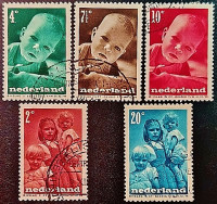 Набор почтовых марок (5 шт.). "Детские почтовые марки". 1947 год, Нидерланды.