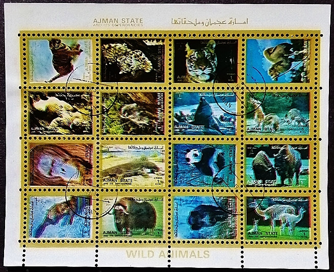 Блок марок (16 шт.). "Млекопитающие (малый формат)". 1973 год, Аджман.
