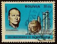 Почтовая марка. "Гуальберто Вильярроэль и нефтеперерабатывающий завод". 1971 год, Боливия. 