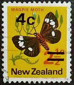 Почтовая марка (4 c.). "Стандарт". 1972 год, Новая Зеландия.