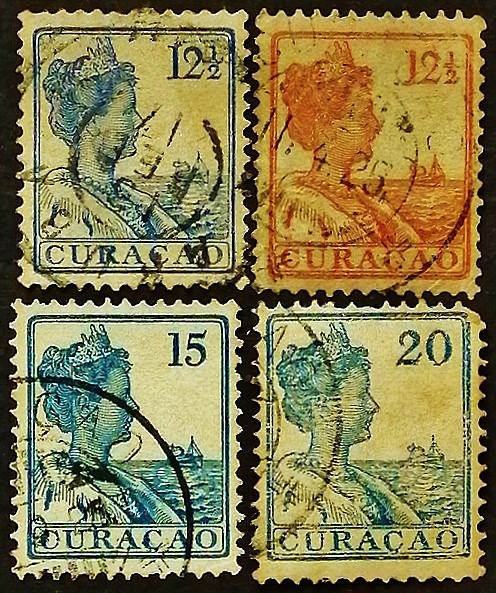 Набор почтовых марок (4 шт.). "Королева Вильгельмина". 1915-1926 годы, Кюрасао.